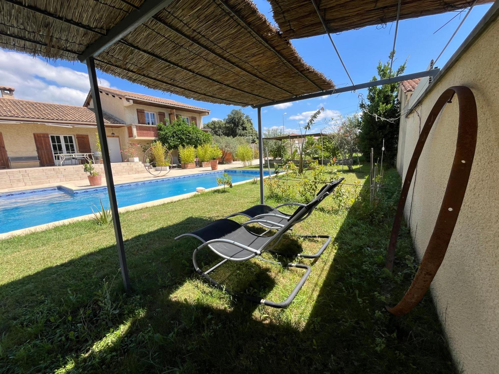 Pierrange Apartment Grillon Exterior photo